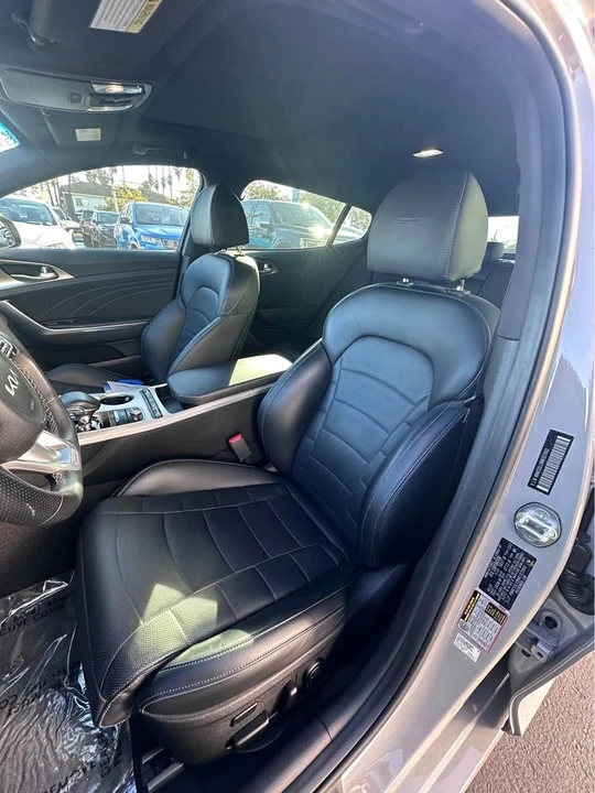 2022 Kia Stinger GT - Image 8 of 11