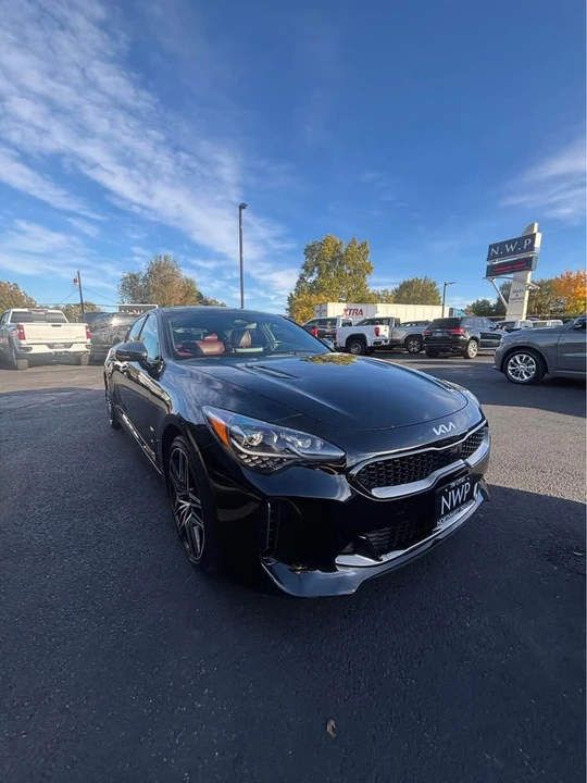 2022 Kia Stinger GT - Image 2 of 10