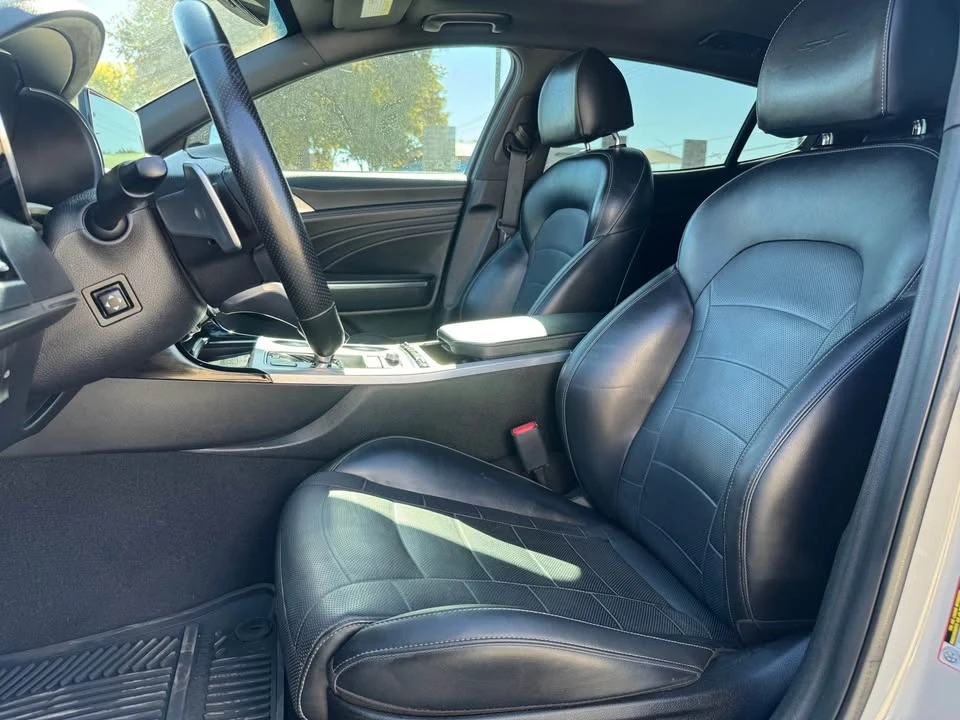 2022 Kia Stinger GT - Image 9 of 14