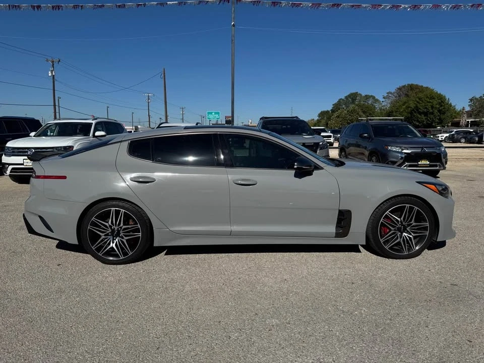 2022 Kia Stinger GT - Image 4 of 14