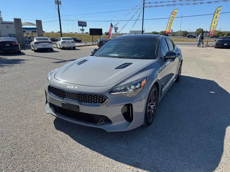 2022 Kia Stinger GT - Image 2 of 14