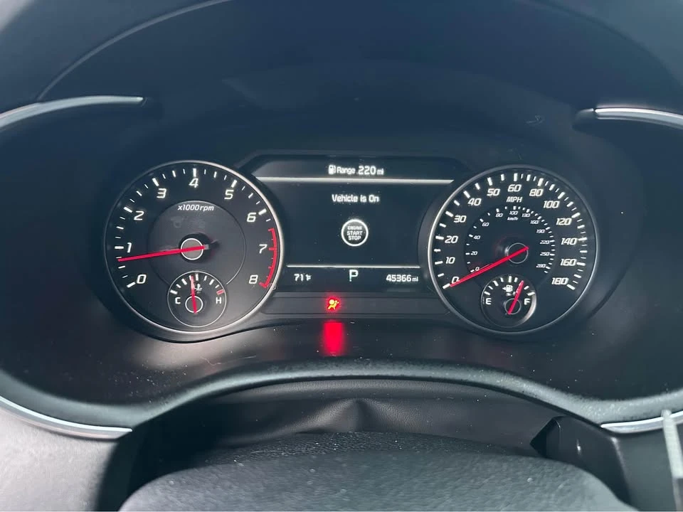 2022 Kia Stinger GT - Image 8 of 11