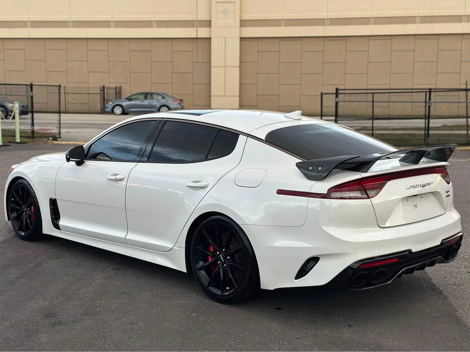 2022 Kia Stinger GT - Image 4 of 11