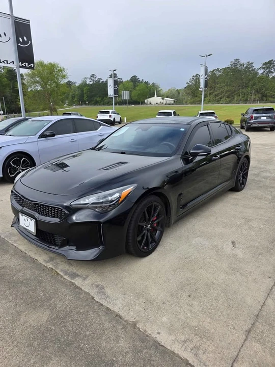 2022 Kia Stinger GT - Image 15 of 18