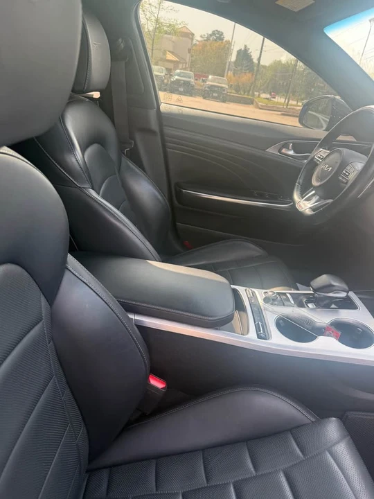 2022 Kia Stinger GT - Image 5 of 10