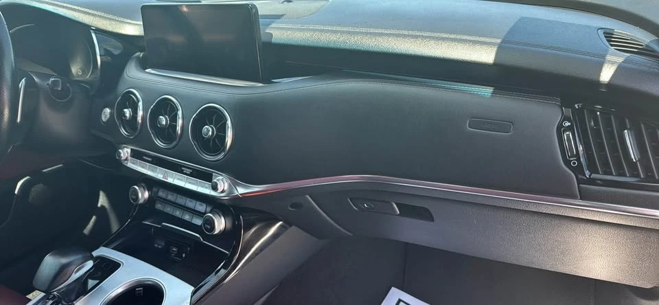 2022 Kia Stinger GT - Image 6 of 11