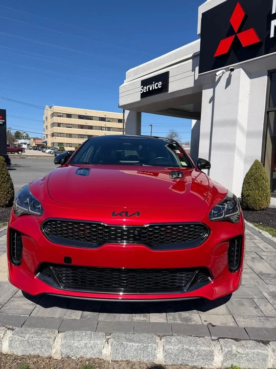2022 Kia Stinger GT - Image 2 of 9