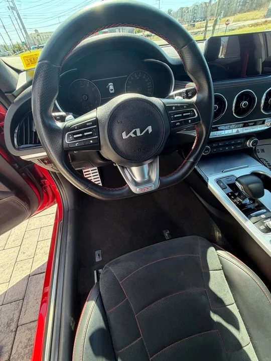 2022 Kia Stinger GT - Image 6 of 9