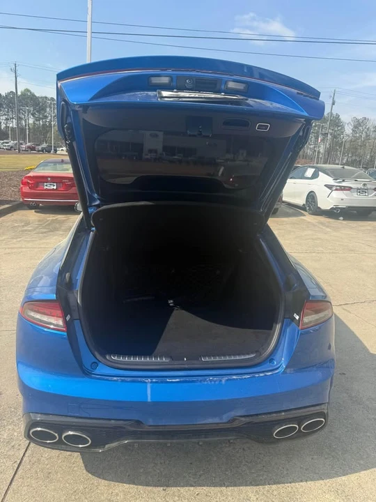 2022 Kia Stinger GT - Image 8 of 10