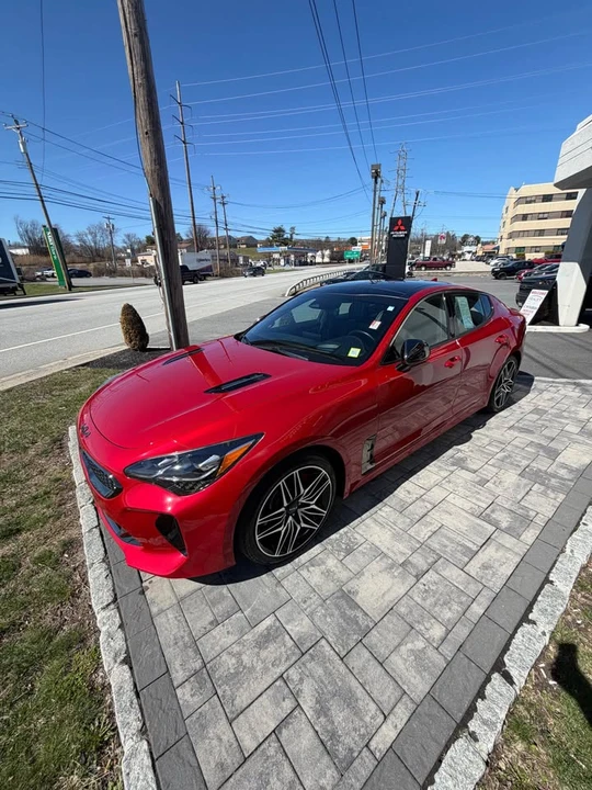 2022 Kia Stinger GT - Image 4 of 9