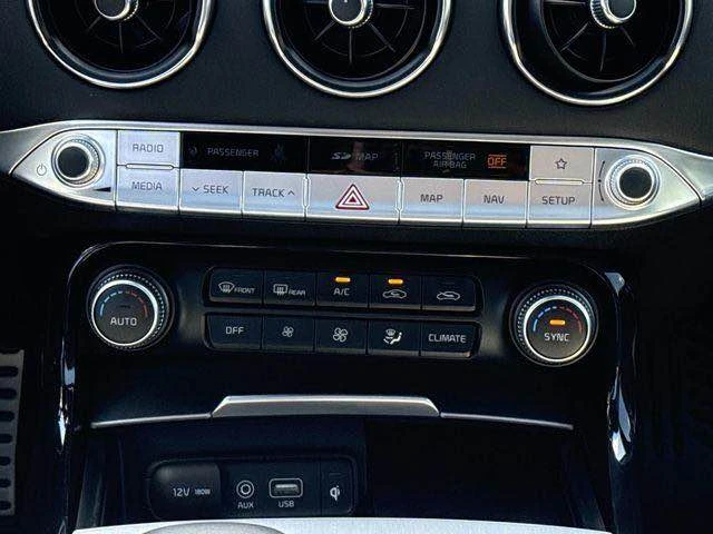 2022 Kia Stinger GT - Image 13 of 15