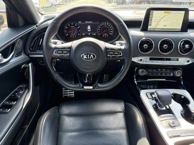 2022 Kia Stinger GT - Image 2 of 15
