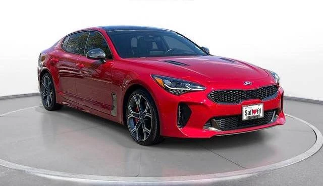 2022 Kia Stinger GT - Image 9 of 15