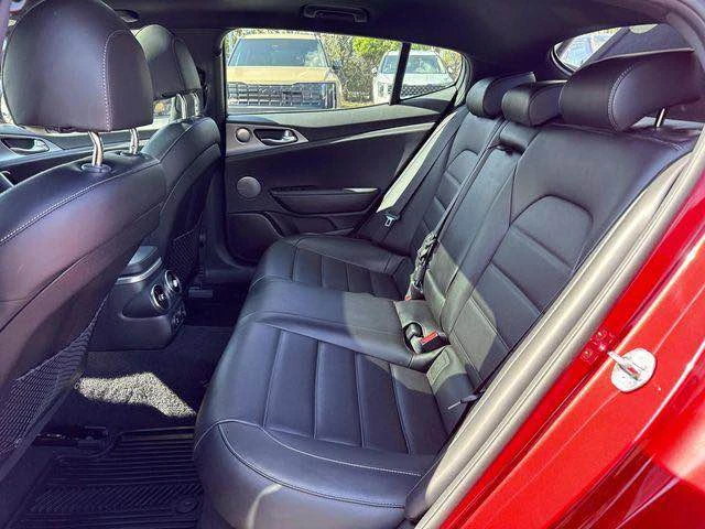 2022 Kia Stinger GT - Image 8 of 15