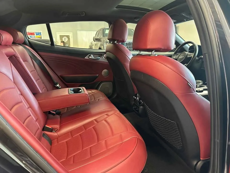 2022 Kia Stinger GT - Image 7 of 12