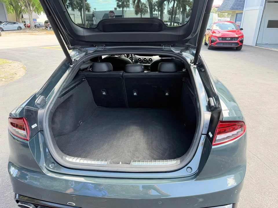 2022 Kia Stinger GT - Image 4 of 12