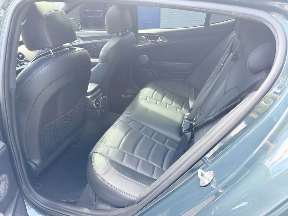 2022 Kia Stinger GT - Image 6 of 12