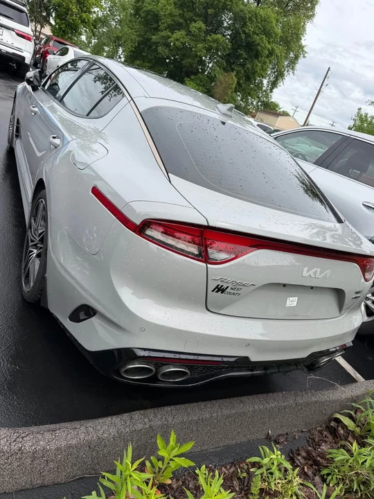2022 Kia Stinger GT - Image 5 of 6