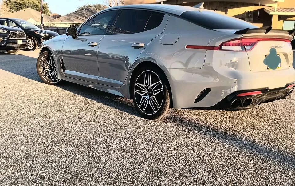 2022 Kia Stinger GT - Image 3 of 20