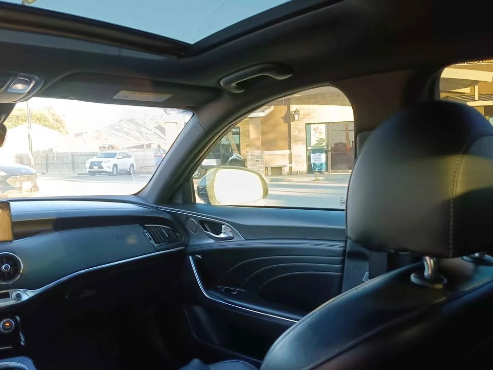 2022 Kia Stinger GT - Image 14 of 20