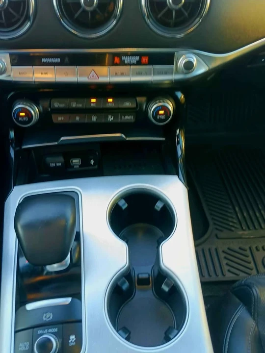 2022 Kia Stinger GT - Image 6 of 20