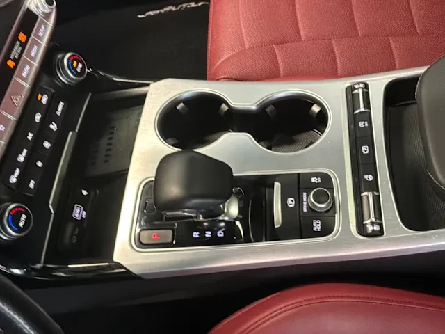2022 Kia Stinger - Image 7 of 9