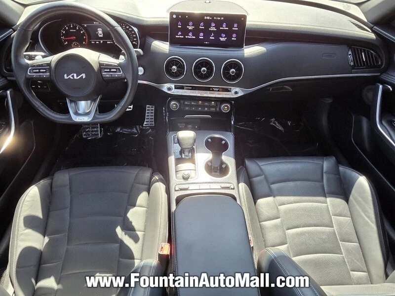 2022 Kia Stinger - Image 9 of 20