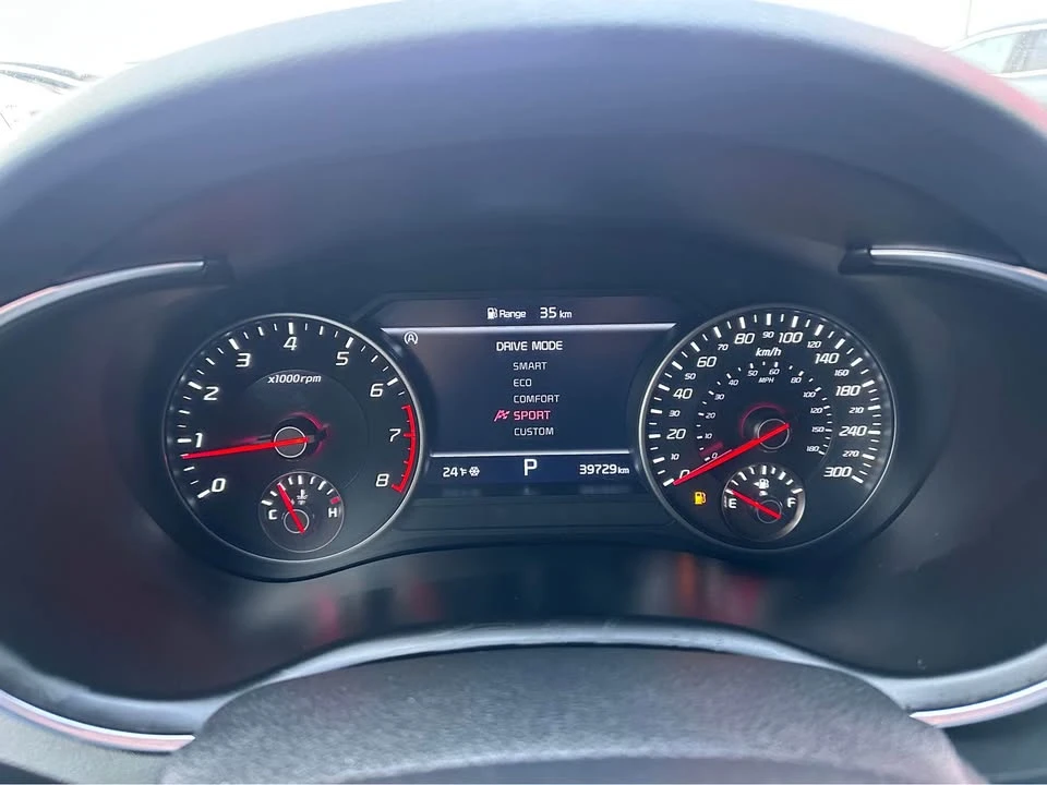 2022 Kia Stinger - Image 19 of 20