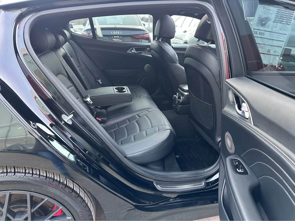 2022 Kia Stinger - Image 8 of 20