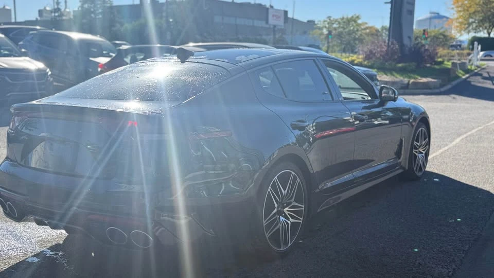 2022 Kia Stinger GT - Image 15 of 16