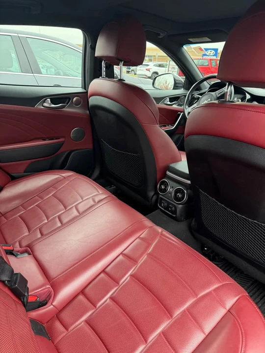 2021 Kia Stinger GT - Image 11 of 12