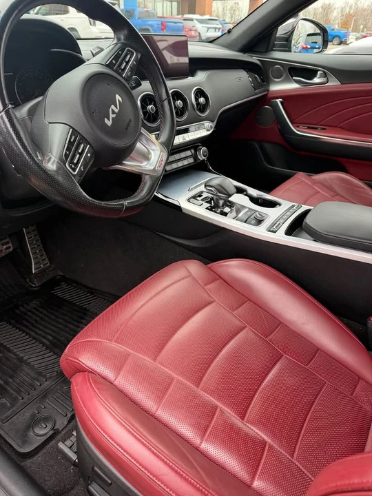 2021 Kia Stinger GT - Image 6 of 12