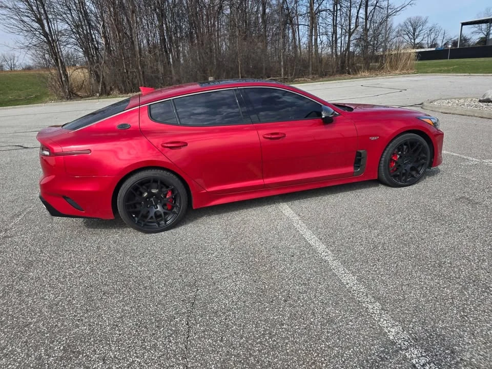 2022 Kia Stinger GT - Image 2 of 5