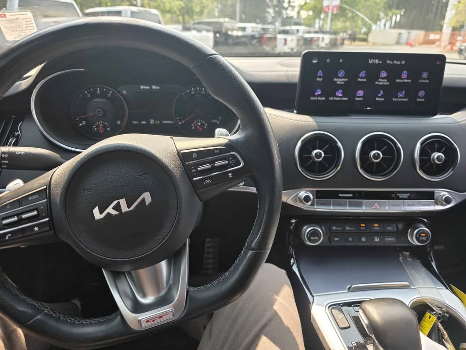 2022 Kia Stinger GT - Image 14 of 15
