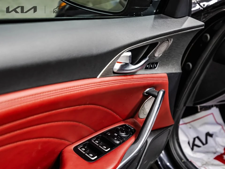 2022 Kia Stinger GT - Image 12 of 20