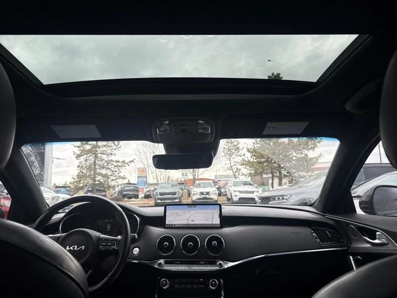 2022 Kia Stinger GT - Image 17 of 20