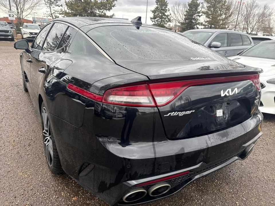 2022 Kia Stinger GT - Image 11 of 20