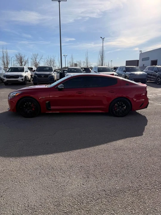 2022 Kia Stinger GT - Image 2 of 16