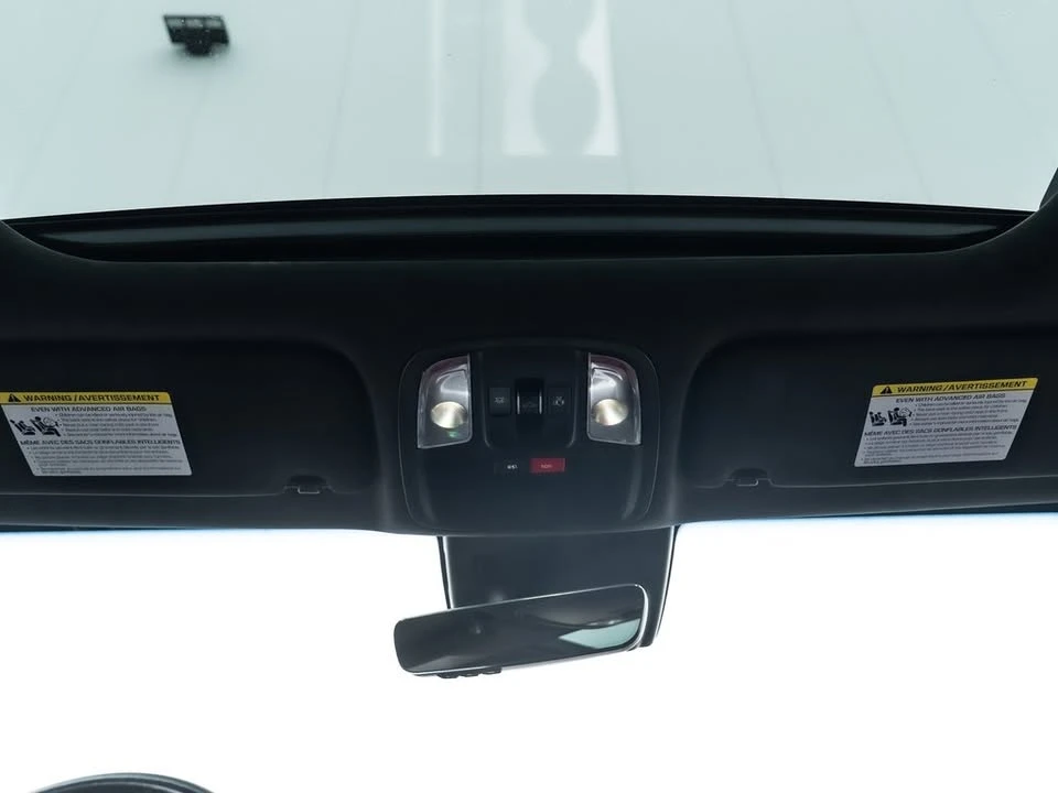 2022 Kia Stinger GT - Image 16 of 20