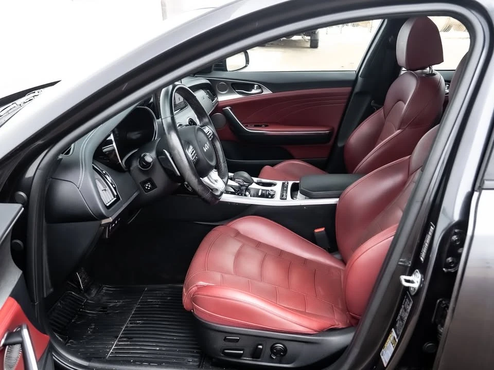 2022 Kia Stinger GT - Image 19 of 20