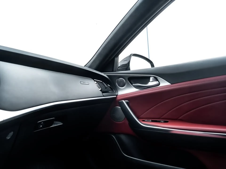 2022 Kia Stinger GT - Image 18 of 20