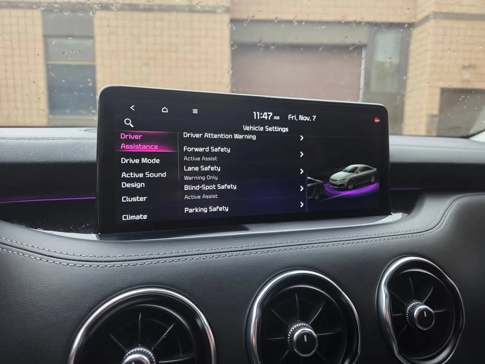 2022 Kia Stinger GT - Image 17 of 20