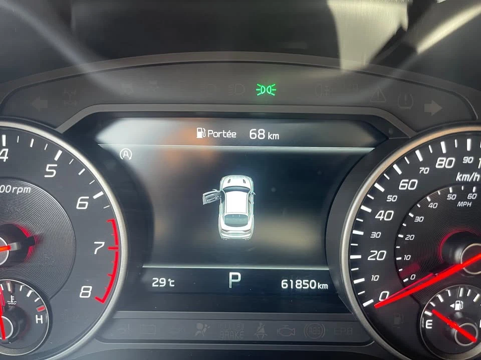2022 Kia Stinger GT - Image 13 of 18