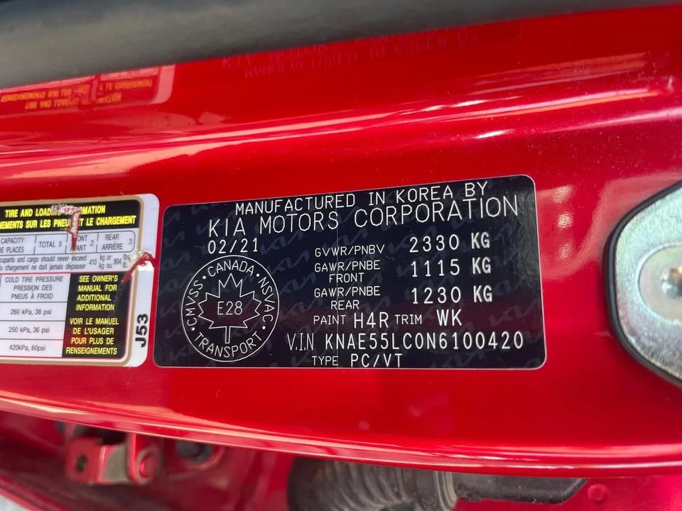 2022 Kia Stinger GT - Image 11 of 18