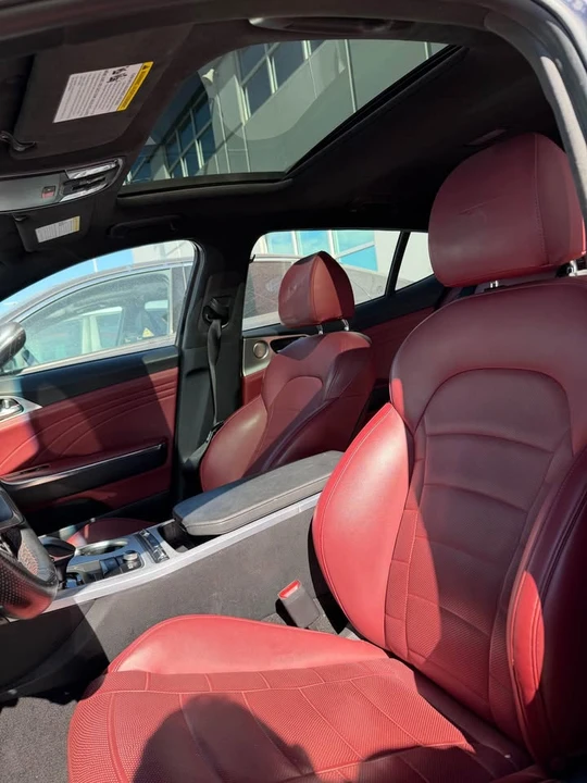 2022 Kia Stinger GT - Image 4 of 6