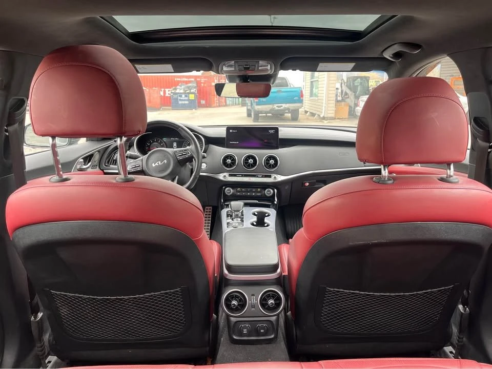 2022 Kia Stinger GT - Image 5 of 9