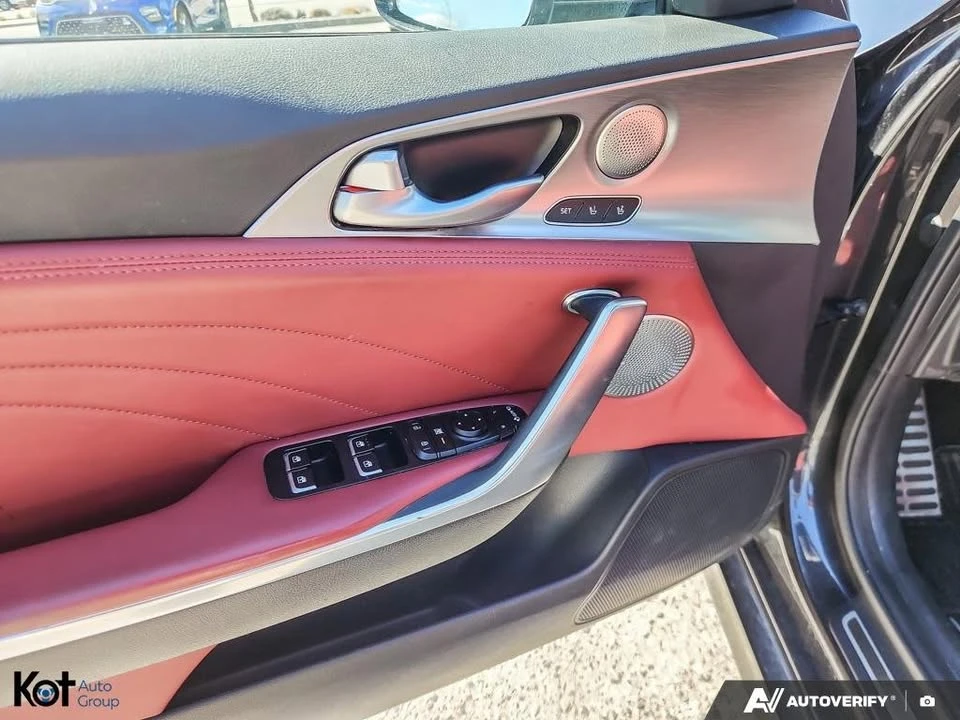 2022 Kia Stinger GT - Image 16 of 17