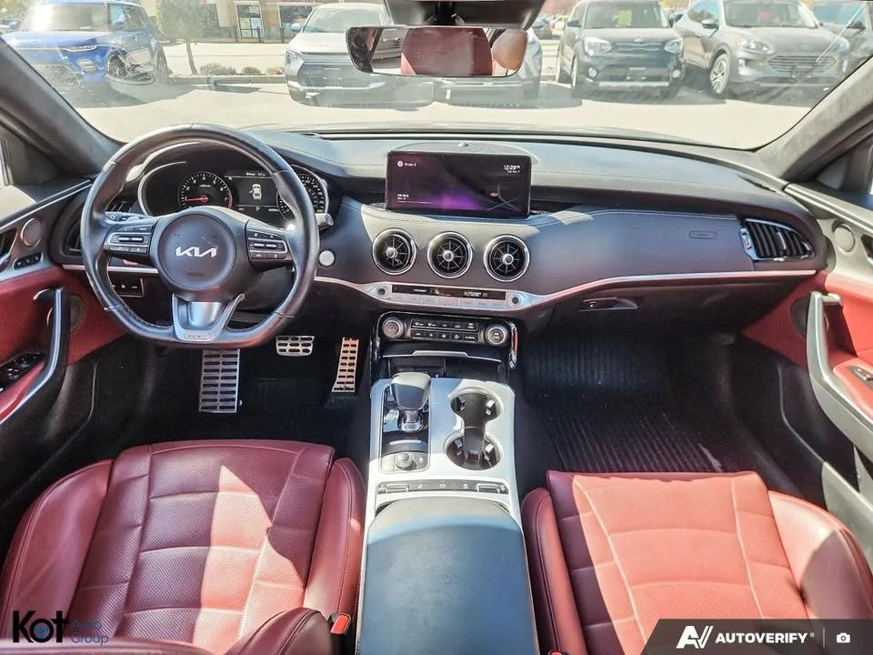 2022 Kia Stinger GT - Image 13 of 17