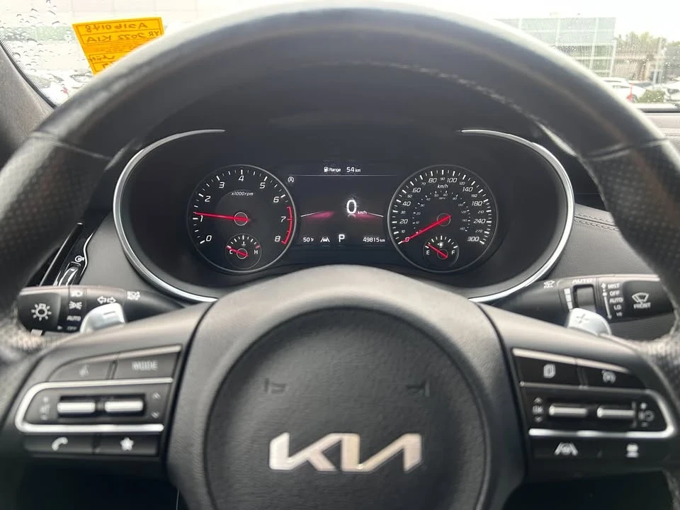 2022 Kia Stinger GT - Image 11 of 17