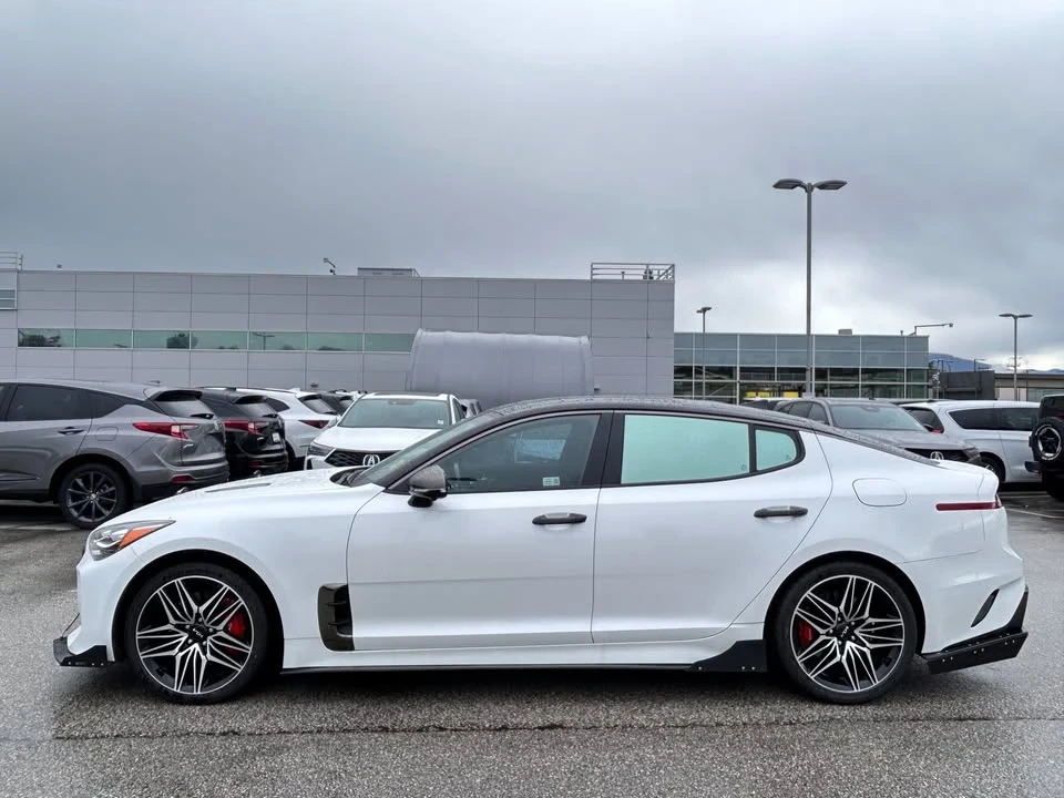 2022 Kia Stinger GT - Image 3 of 17